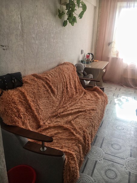 Фото: Красноярск<br>Сдается:Комната в секции. Собственник, БЕЗ КОМИССИЙ).<br>Район: Советский <br>Адрес: Светлова 5а<br>Стоимость: 7.000 