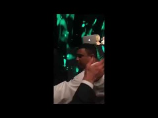 Ronaldo faz pedido de casamento após Celina Locks pegar buquê