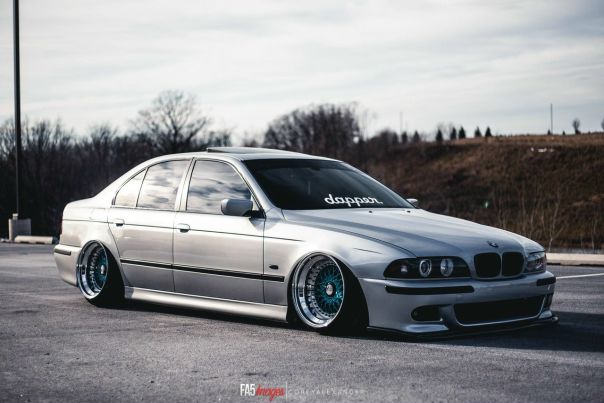 #BMW 5-Series (E39) stanced