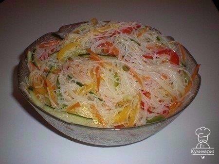 Салат Фунчоза с овощами 