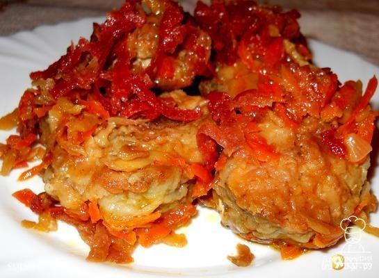 Рыба под овощами в мультиварке.