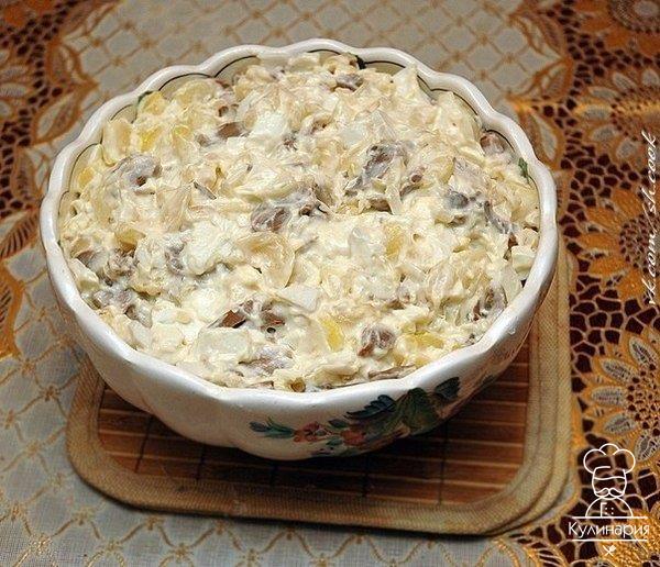 Салат из консервированных шампиньонов с картофелем