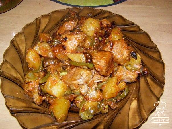 Мясо-овоще-грибное жаркое в мультиварке