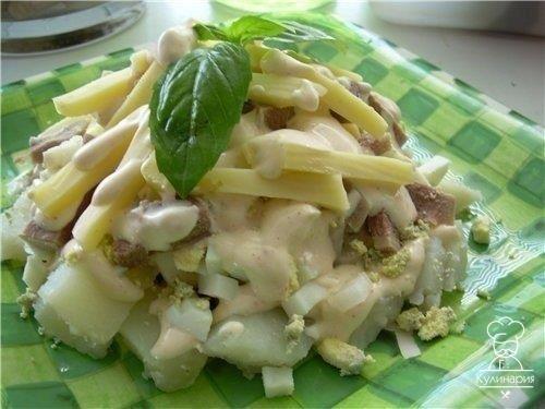 Салат с языком и сыром