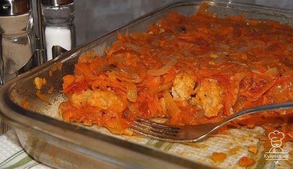 Рыбка под маринадом очень вкусное блюдо,рыба может быть любая, в нашем случае минтай. Рыба приготовленная по этому рецепту хороша как холодная, так и горячая. У нас дома такая рыба долго не задерживается, а пустая кастрюлька 
