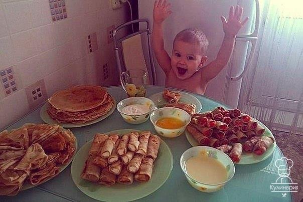 Ура, бабуля приехала!