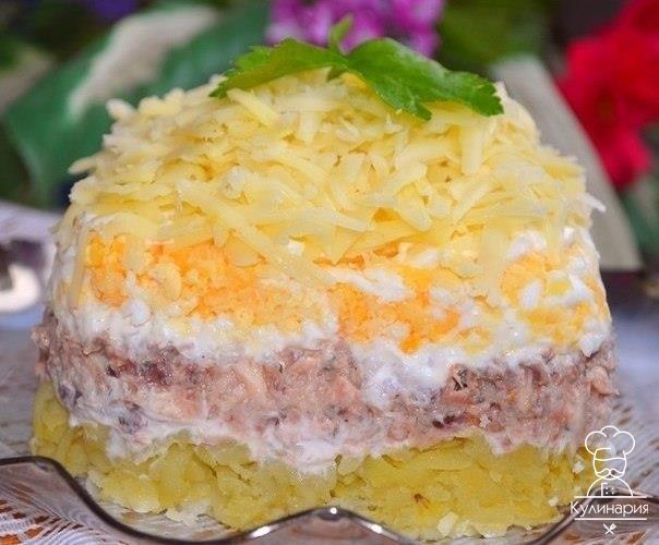 Салат с консервированной рыбкой 