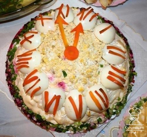 ~Салат Новогодняя ночь слоеный с сельдью и овощами~