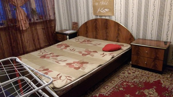 Сдам комнату!!!11 000 руб. Ул композиторов д 5 к 1 <br>Девушке или молодому человеку до 30 лет<br>Писать в ЛС!!!<br>АГЕНСТВА ПРОСЬБА НЕ БЕСПОКОИТЬ!!! <br>Цена указана без КУ!!!<br>Оплата КУ пополам с соседями! Соседи- молодая пара.<br><br>Просторная комната, с большой кроватью, двумя прикроватными тумбочками, шкафом для одежды, шкафом с полками, имеется сушилка для белья, кресло-качалка, зеркало, телевизор. Также есть стиральная машинка, электроплита, холодильник и музыкальный центр, микроволновая печь) Рядом два метро проспект Просвещения и метро Озерки. Магазины в шаговой доступности. Есть тц Норд и гранд каньон. Недалеко от ТК Мега. Через дорогу Лента. Также рядом есть красивые озёра, где можно прогуляться , полюбоваться природой и просто отдохнуть от городской суеты) - фото Фото: Сдам комнату!!!11 000 руб. Ул композиторов д 5 к 1 <br>Девушке или молодому человеку до 30 лет<br>Писать в ЛС!!!<br>АГЕНСТВА ПРОСЬБА НЕ БЕСПОКОИТЬ!!! <br>Цена указана без КУ!!!<br>Оплата КУ пополам с соседями! Соседи- молодая пара.<br><br>Просторная комната, с большой кроватью, двумя прикроватными тумбочками, шкафом для одежды, шкафом с полками, имеется сушилка для белья, кресло-качалка, зеркало, телевизор. Также есть стиральная машинка, электроплита, холодильник и музыкальный центр, микроволновая печь) Рядом два метро проспект Просвещения и метро Озерки. Магазины в шаговой доступности. Есть тц Норд и гранд каньон. Недалеко от ТК Мега. Через дорогу Лента. Также рядом есть красивые озёра, где можно прогуляться , полюбоваться природой и просто отдохнуть от городской суеты)
