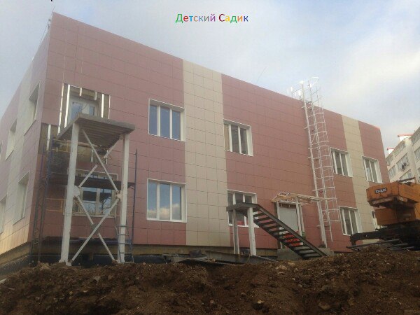 Г. Севастополь 1 комнатная квартира, ул. Хрусталёва ,д.167; 4 000 000руб <br>+7(978)945-18-06 Сергей<br> 1 комнатная квартира на 2(втором) этаже многоквартирного дома, в доме один подъезд. Площадь квартиры по документам 44,6 м2,( по факту больше с учетом лоджии).Дом 2010 г. постройки,но в квартире ни кто не жил, стояла без ремонта и пустая, недавно сделан хороший ремонт. Расположение дома очень выгодное, в шаговой доступности детский сад (новый строиться буквально в соседнем дворе),школа, рядом большой современный медицинский центр, в ста метрах торговый центр See Молл и огромная парковка (всегда можно бесплатно оставить машину если во дворе не будет места, причем под наблюдением видеокамер)),удобный выезд со двора на две улицы Хрусталева и генерала Острякова, так же на транспортную развяз.ку(огурец на 5 км.) на Ялту, Фиолент и Камышевое шоссе, до остановки автобуса 5 минут прогулочным шагом, до центра 20 минут на транспорте, до моря тоже 20 минут(Балаклава, Фиолент, Омега). Все документы РФ и готовы к сделке. Агентствам и посредникам просьба не беспокоить. - фото Фото: Г. Севастополь 1 комнатная квартира, ул. Хрусталёва ,д.167; 4 000 000руб <br>+7(978)945-18-06 Сергей<br> 1 комнатная квартира на 2(втором) этаже многоквартирного дома, в доме один подъезд. Площадь квартиры по документам 44,6 м2,( по факту больше с учетом лоджии).Дом 2010 г. постройки,но в квартире ни кто не жил, стояла без ремонта и пустая, недавно сделан хороший ремонт. Расположение дома очень выгодное, в шаговой доступности детский сад (новый строиться буквально в соседнем дворе),школа, рядом большой современный медицинский центр, в ста метрах торговый центр See Молл и огромная парковка (всегда можно бесплатно оставить машину если во дворе не будет места, причем под наблюдением видеокамер)),удобный выезд со двора на две улицы Хрусталева и генерала Острякова, так же на транспортную развяз.ку(огурец на 5 км.) на Ялту, Фиолент и Камышевое шоссе, до остановки автобуса 5 минут прогулочным шагом, до центра 20 минут на транспорте, до моря тоже 20 минут(Балаклава, Фиолент, Омега). Все документы РФ и готовы к сделке. Агентствам и посредникам просьба не беспокоить.