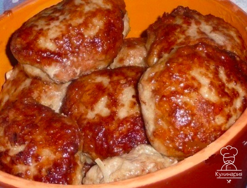 Курино-говяжьи сочные котлетки.
