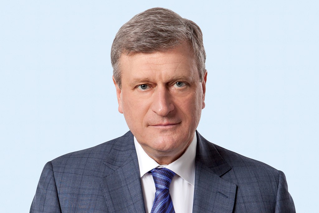 ywsqwEC1XfE биография губернатора кировской области васильева