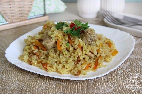 Ароматный рис со свининой в мультиварке.