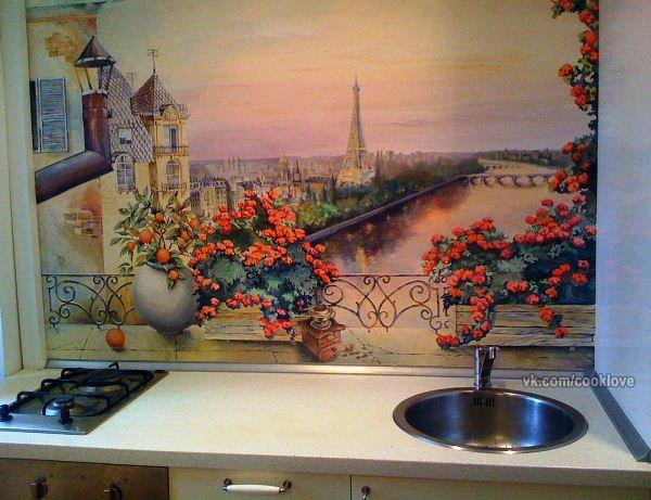 Кухню расписала МАМА 