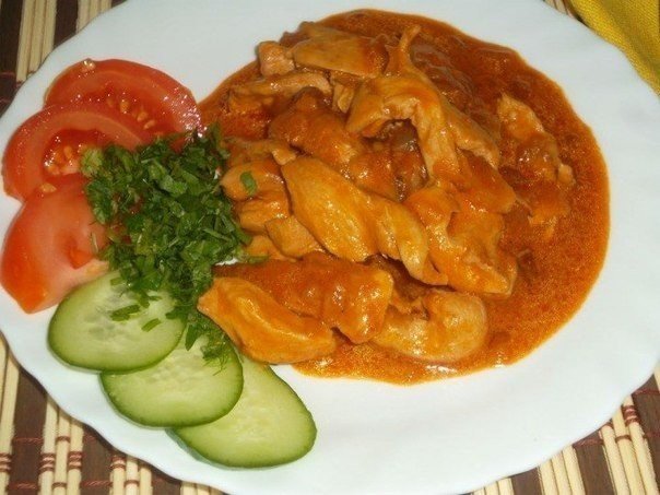 Гуляш из куриного филе 