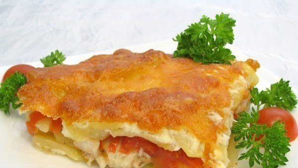 ЗАПЕКАНКА С КАРТОФЕЛЕМ И РЫБКОЙ 