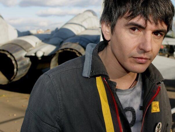 НАШЕ Радио поздравляет лидера группы «7Б» Ивана Демьяна с днём рождения! 