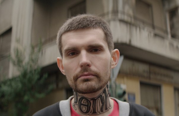 На НАШЕ.ру прямо сейчас можно посмотреть новое видео Noize MC — «Голос & Струны».
