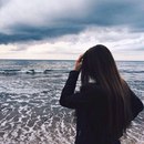 Человек, которому ты на самом деле дорога, никогда тебя не отпустит. И не важно…