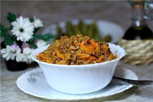 Такую гречку вы еще не ели: 5 вкуснейших некалорийных рецептов с одной из самых полезных круп.