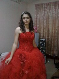 Анюта Акопян