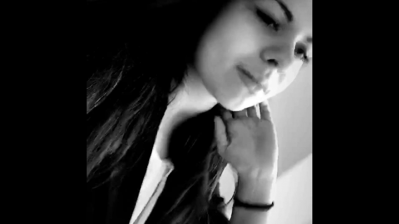 Day after day im breathing.