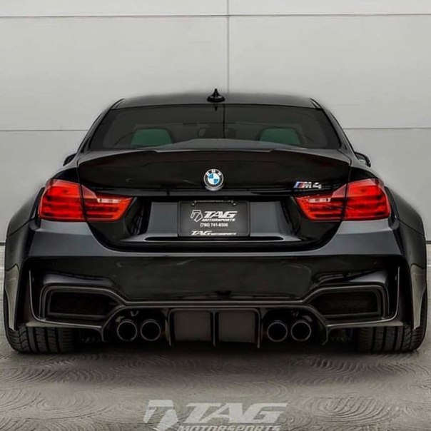 #BMW M4