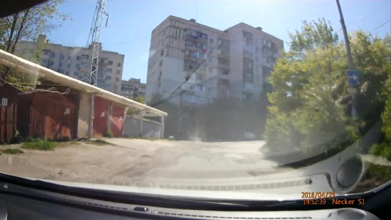 Пылевой торнадо в Симферополе