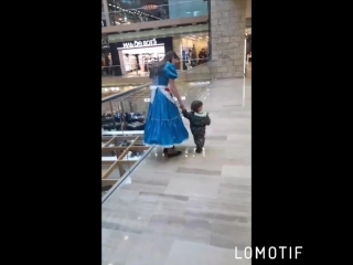 Алисав стране чудес