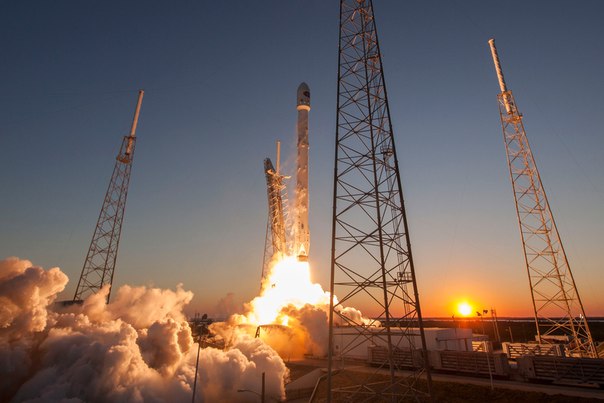 Вывод компанией SpaceX секретного спутника закончился неудачей 
