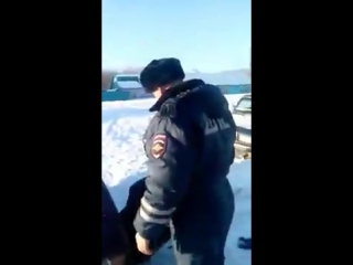 Беспредел полиции в Большеулуйском р-не Уличные Драки RU
