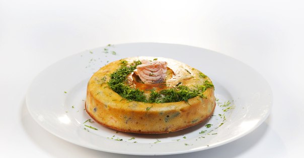 БЛЮДО ВЫХОДНОГО ДНЯ:  Кукурузный пирог с фасолью и сёмгой