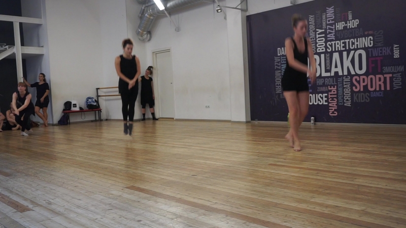 Simply_falling_group2