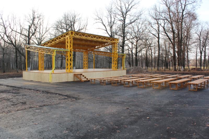 Летняя сцена для парка