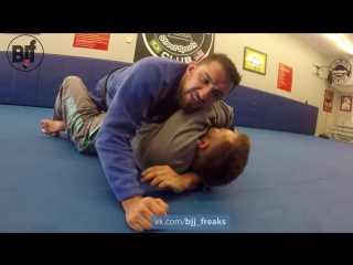 smash pass half guard