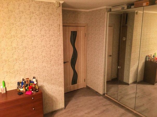 М. Сходненская сдаётся часть комнаты для девушки, в комнате проживает девушка ( комната большая, два дивана, вся техника). Квартира двухкомнатная, в соседней - одна девушка.До метро 5-7 мин. <br>12500 +счётчики. - фото Фото: М. Сходненская сдаётся часть комнаты для девушки, в комнате проживает девушка ( комната большая, два дивана, вся техника). Квартира двухкомнатная, в соседней - одна девушка.До метро 5-7 мин. <br>12500 +счётчики.