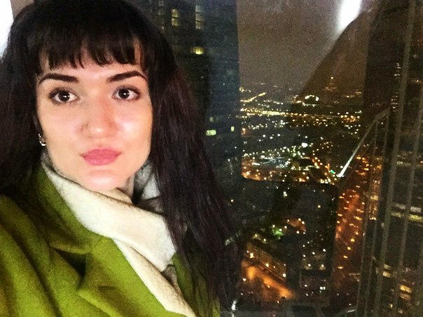 Срочно!<br>Сниму комнату в пределах 15 000 руб. , возможно подселение к девушке, так же могу рассмотреть варианты студий в пределах 23 000.<br>Красная , синяя ветка в приоритете.<br>Посредников прошу не беспокоить. В соседях хотелось бы видеть Женщину/Девушку.<br>О себе:<br>26 лет , график работы 5/2, порядочность и чистоту гарантирую.<br>Для экономии времени сразу<br>пишите свои предложения в ватсап, лс,направляйте фото.<br> Ko - фото Фото: Срочно!<br>Сниму комнату в пределах 15 000 руб. , возможно подселение к девушке, так же могу рассмотреть варианты студий в пределах 23 000.<br>Красная , синяя ветка в приоритете.<br>Посредников прошу не беспокоить. В соседях хотелось бы видеть Женщину/Девушку.<br>О себе:<br>26 лет , график работы 5/2, порядочность и чистоту гарантирую.<br>Для экономии времени сразу<br>пишите свои предложения в ватсап, лс,направляйте фото.<br> Ko