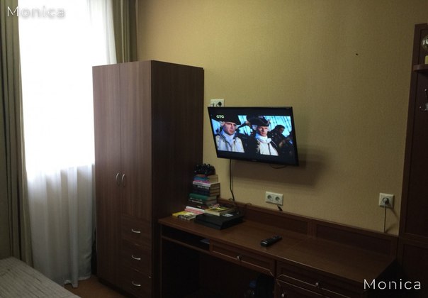 Фото: Сдается комната с хорошим ремонтом за 23 000.<br>Вокруг Лианозовский парк, свежий воздух.<br>Большая парковка у дома.<br>Круглосуточное видеонаблюдение, консьерж.<br>Большая кухня построчная, Wi-Fi, спутниковое телевидение, электронный ключ. <br>Осмотр в любое время.<br>Без комиссии!<br>Подробнее на 