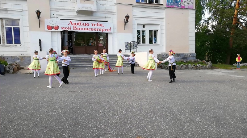 VID_20180612_181821.mp4