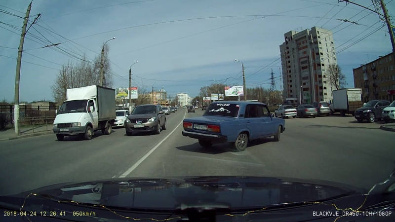 2сплошные, перед инспектором