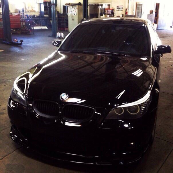 — Где-то в автосалоне без меня скучает #BMW M5 