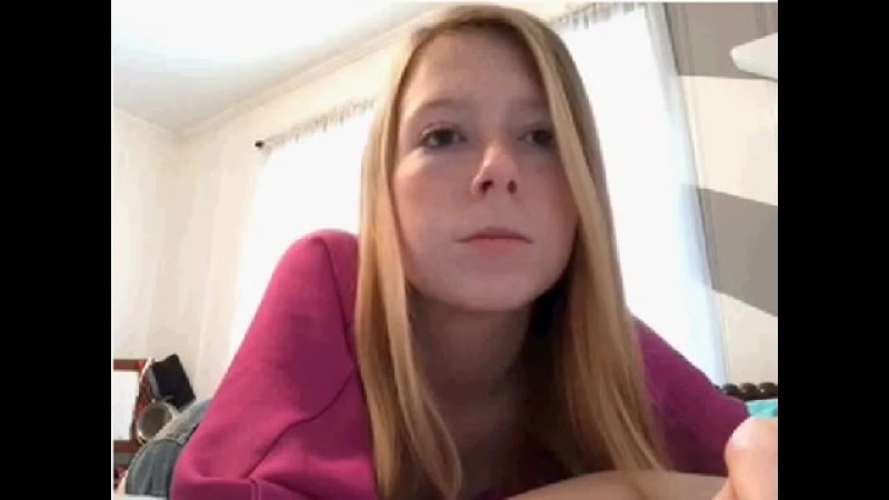YouNow Webcam Girls Teeth Uvula