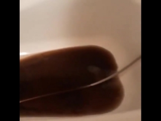 В воскресенье, 18 марта, из кранов рязанцев текла вода черного цвета. Соответствующее видео появилось на видеохостинге Youtube.