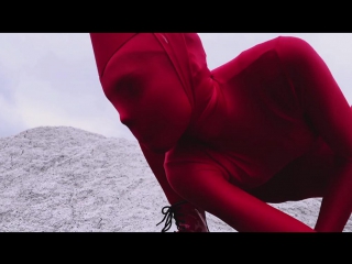 A Beautiful Darkness: Ruth Hogben / Gareth Pugh - Fashion Film