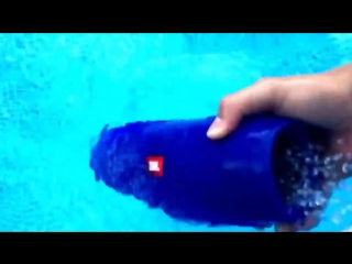 Водонепроницаемая беспроводная колонка JBL CHARGE2+ тест водонепроницаемости