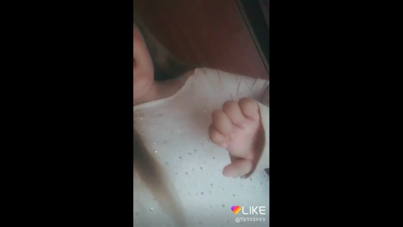 LIKE_6557618594997340076.mp4
