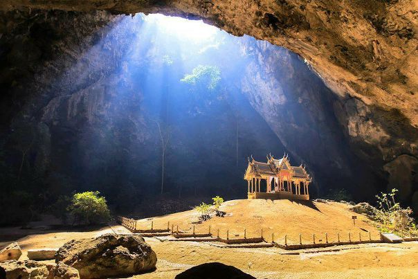 Пещера Phraya Nakhon, Таиланд