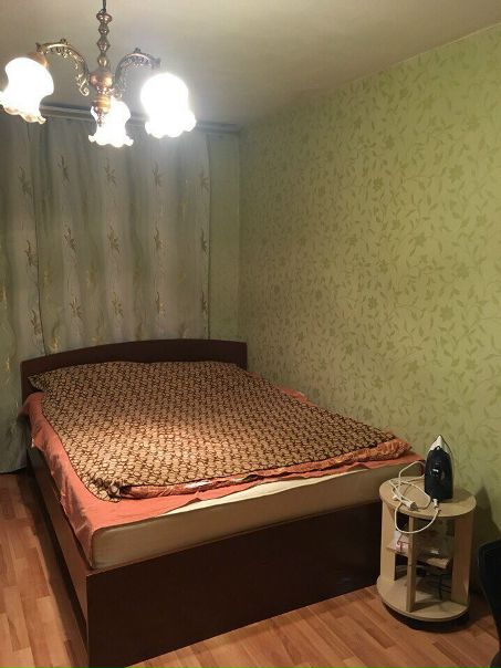 Аренда от собственника. Сдам комнату в спальном районе со всеми удобствами в шаговой доступности от метро Новокосино, 8 минут пешком. Желательно одна девушка. 16 000 рублей в месяц без депозита, коммунальные услуги включены в ежемесячный платёж.<br> Хайруков - фото Фото: Аренда от собственника. Сдам комнату в спальном районе со всеми удобствами в шаговой доступности от метро Новокосино, 8 минут пешком. Желательно одна девушка. 16 000 рублей в месяц без депозита, коммунальные услуги включены в ежемесячный платёж.<br> Хайруков