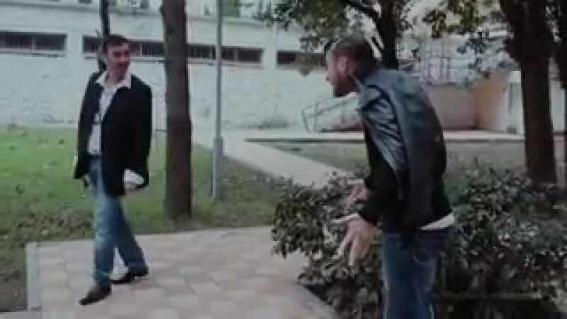Серго подъебывает Каху (240p).mp4