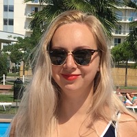 Оля Макарина